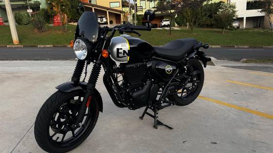 ROYAL ENFIELD HUNTER 350 ROYAL ENFIELD HUNTER 350